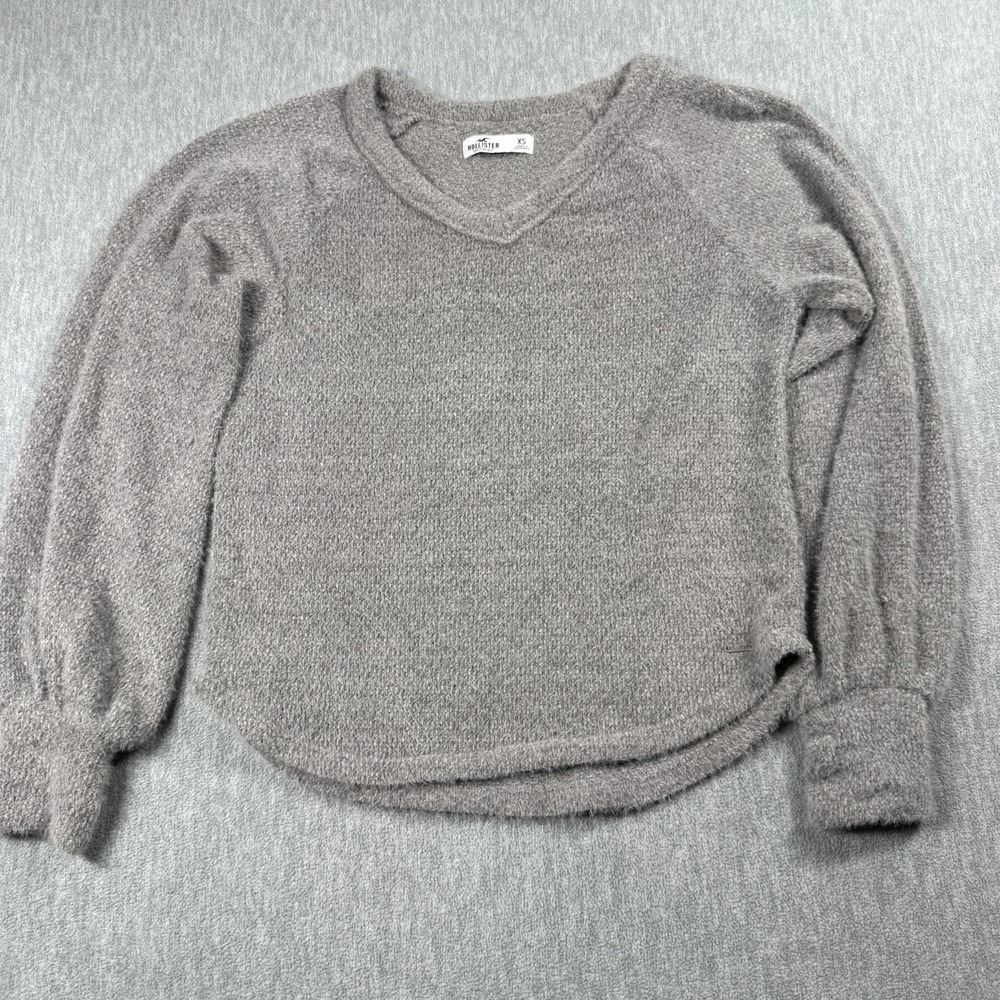 Hollister Sweater Womens XS Gray Fuzzy Knit V-Neck Balloon Sleeve Cozy Pullover